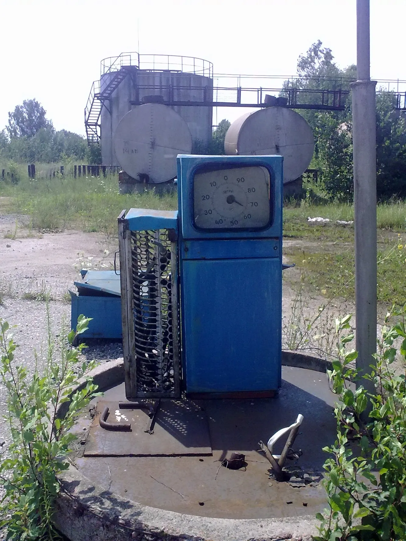 Broken gas station