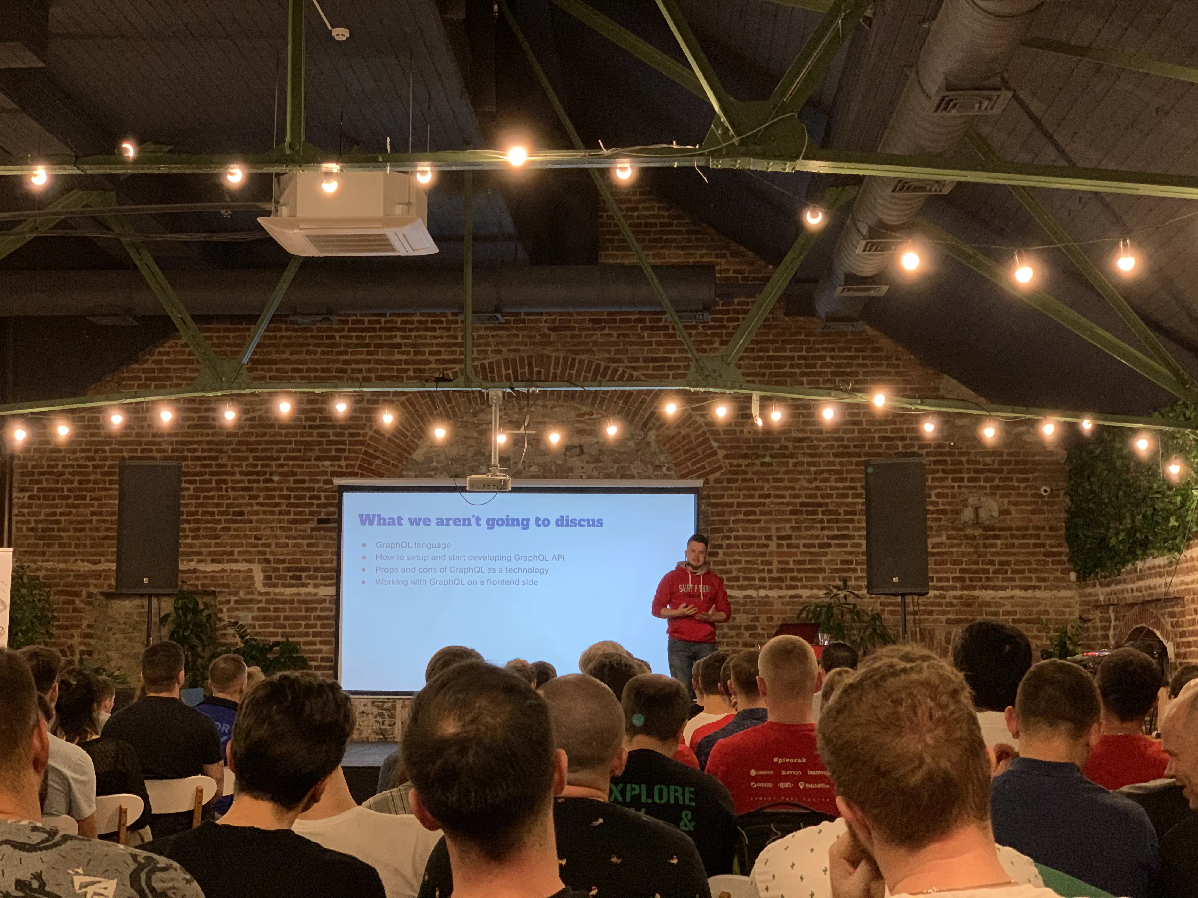 Roma presenting our experience with GraphQL at Pivorak